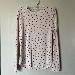 “Viral” strawberry underscrubs